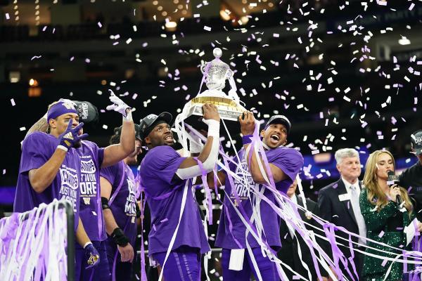 No. 1 Michigan and No. 2 Washington will meet in the CFP championship