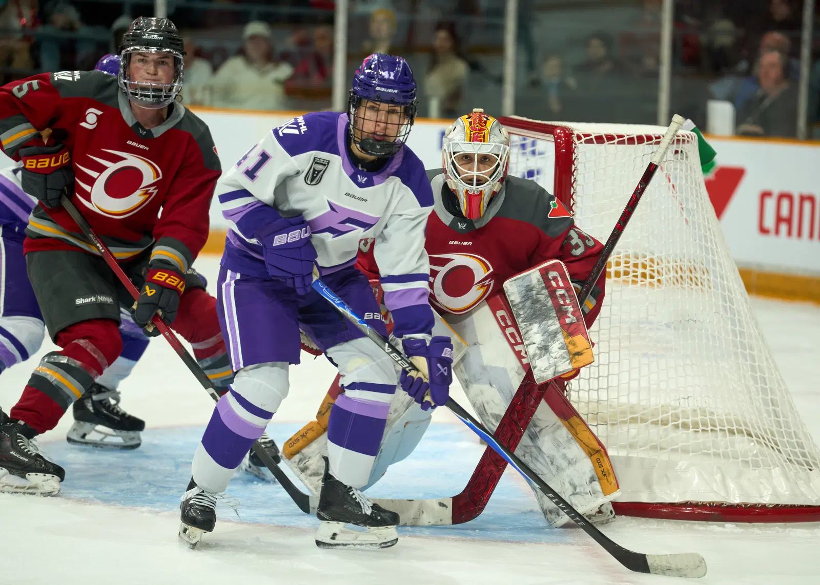 Minnesota Frost take on the Ottawa Charge.