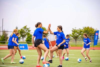 Expand your footy fandom