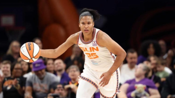 Blockbuster trades and signings in the WNBA & NWSL