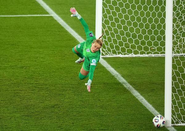 No. 5 England advances to UEFA Women’s Euro semifinal