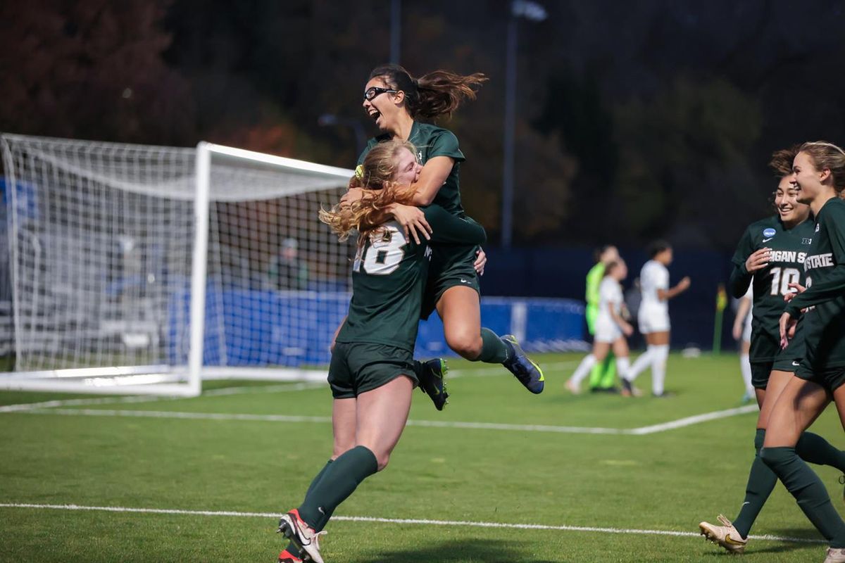 The road to the College Cup continues in men's and women's soccer