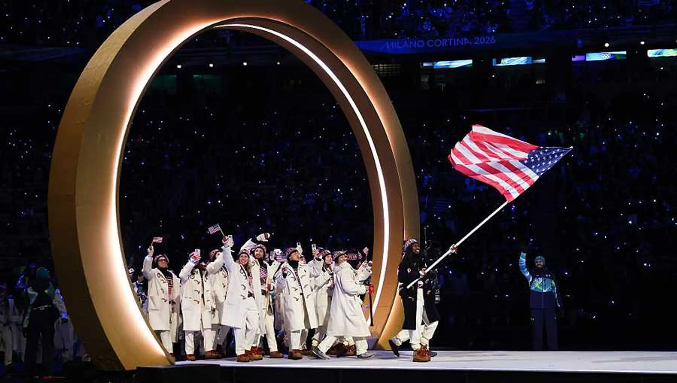 Erin Jackson leads Team USA in the Parade of Nations.