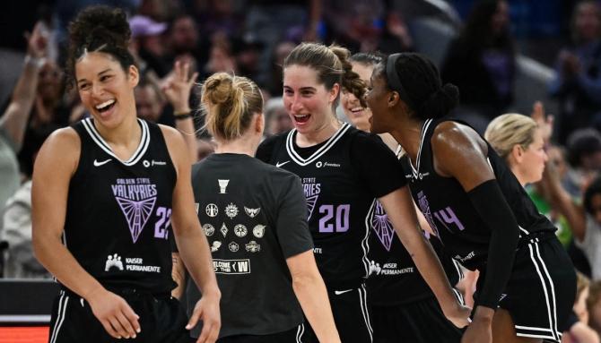 Members of the Golden State Valkyries celebrate.