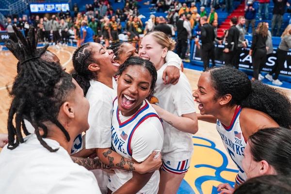 More upsets in men's and women's NCAA basketball