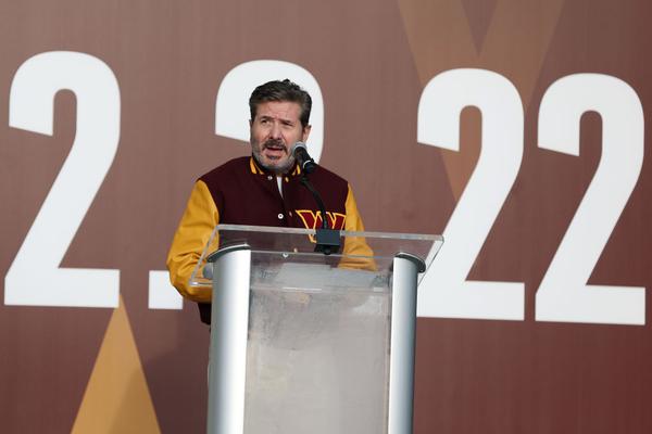 Dan Snyder reaches $6B deal to sell the Washington Commanders