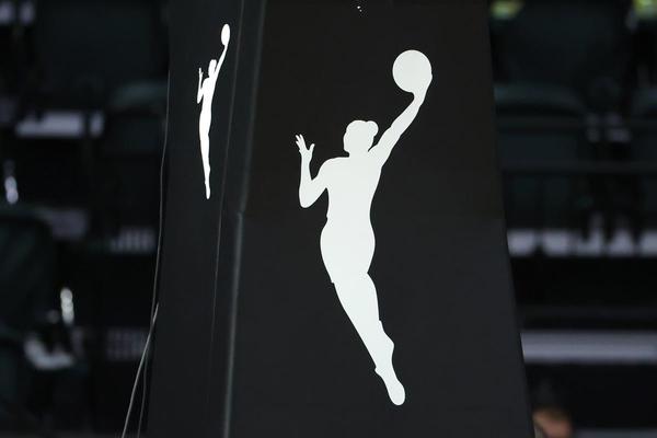 WNBA: Cashing in