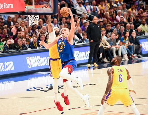 Nikola Jokić and the Denver Nuggets take Game 1 of the Western Conference Finals