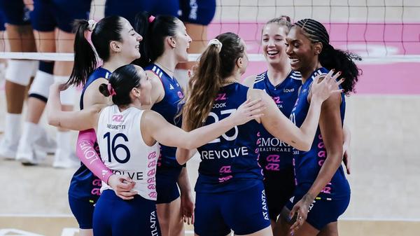 All I want for Christmas is an All-Inclusive LOVB Trip