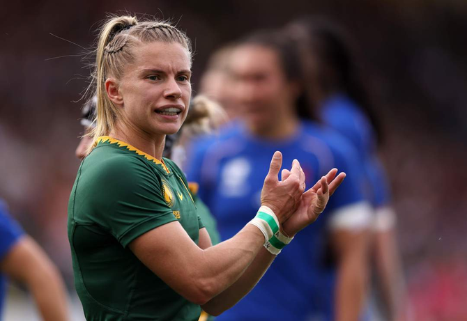 Springboks back Nadine Roos