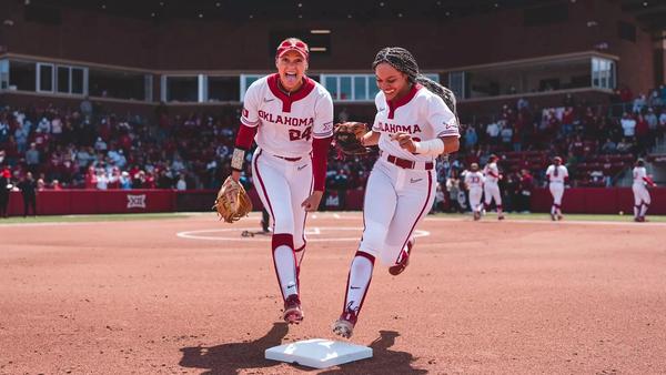 Blockbuster matchups headline the last weekend of NCAA softball’s regular season