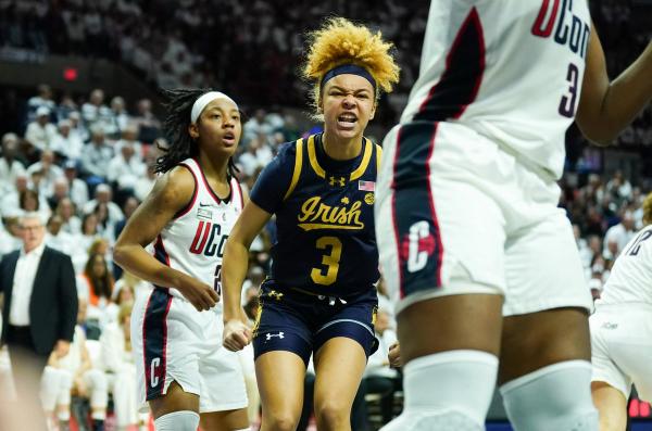 Hannah Hidalgo leads Notre Dame to an upset win over UConn