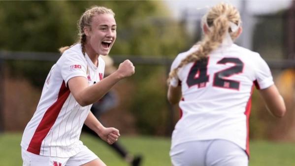 The men's and women's MAC Hermann Trophy finalists