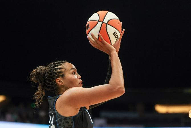 Minnesota Lynx superstar Napheesa Collier shoots the ball during her 2026 season debut.