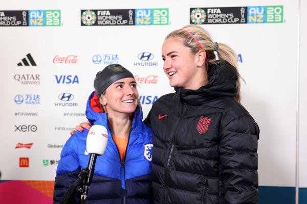 Which teams will advance to the Round of 16 at the WWC?