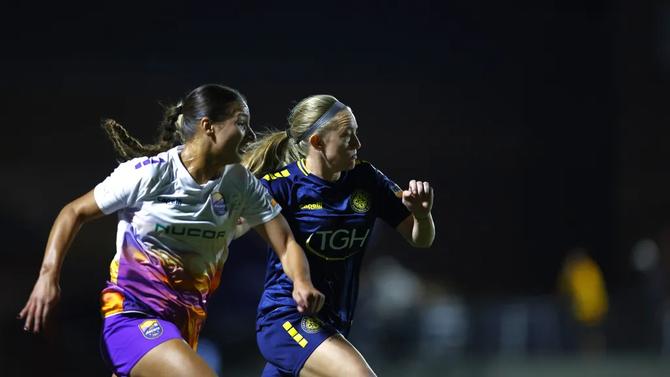 Players battle it out in the Gainbridge Super League.