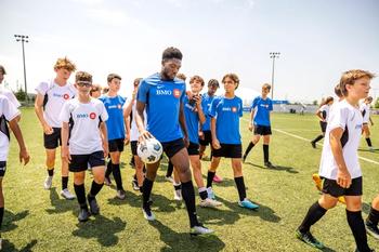 Nobody puts Davies in a corner