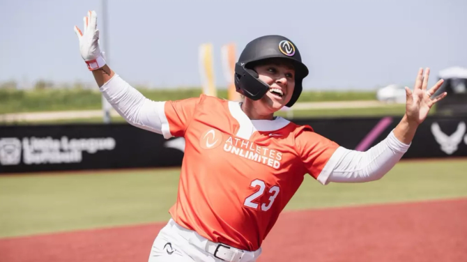 Athletes Unlimited Softball player Amanda Lorenz rounds the bases