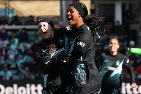 Four previous champions advance to NWSL semis