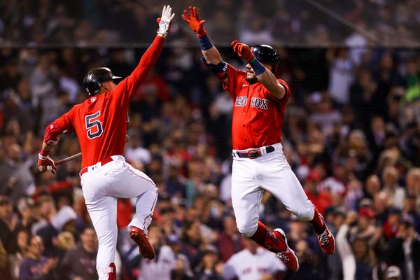 Wild Card single elimination begins in the MLB