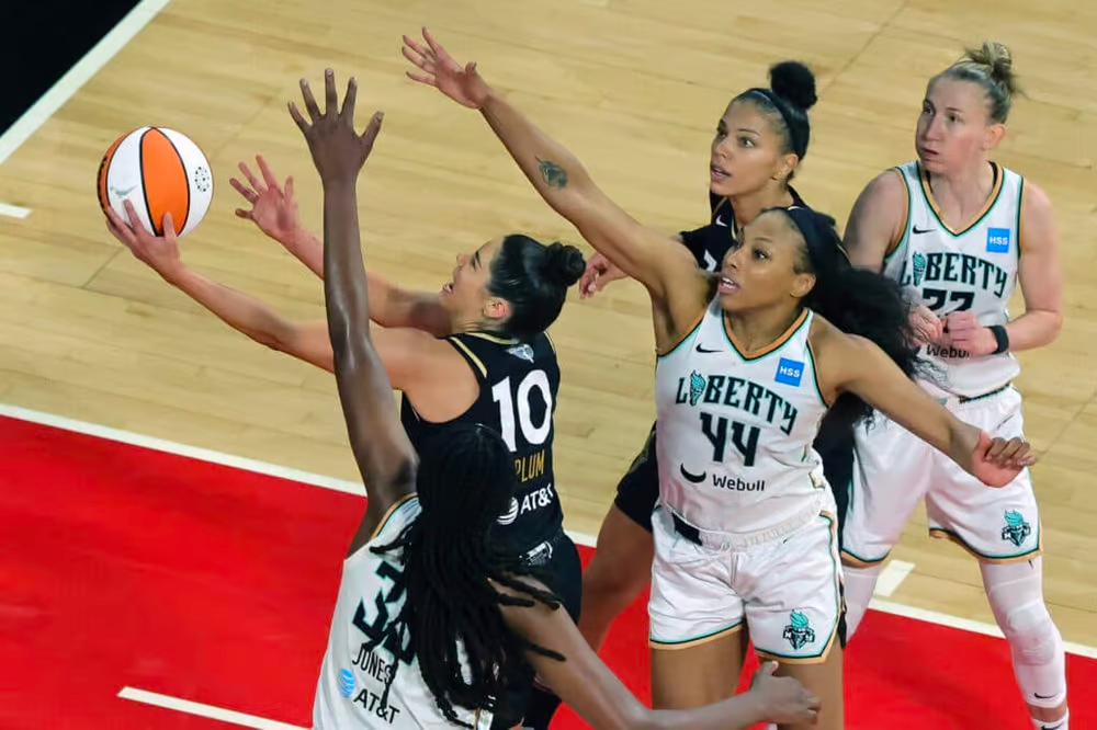 Who has the upper hand in Game 2 of the WNBA finals?