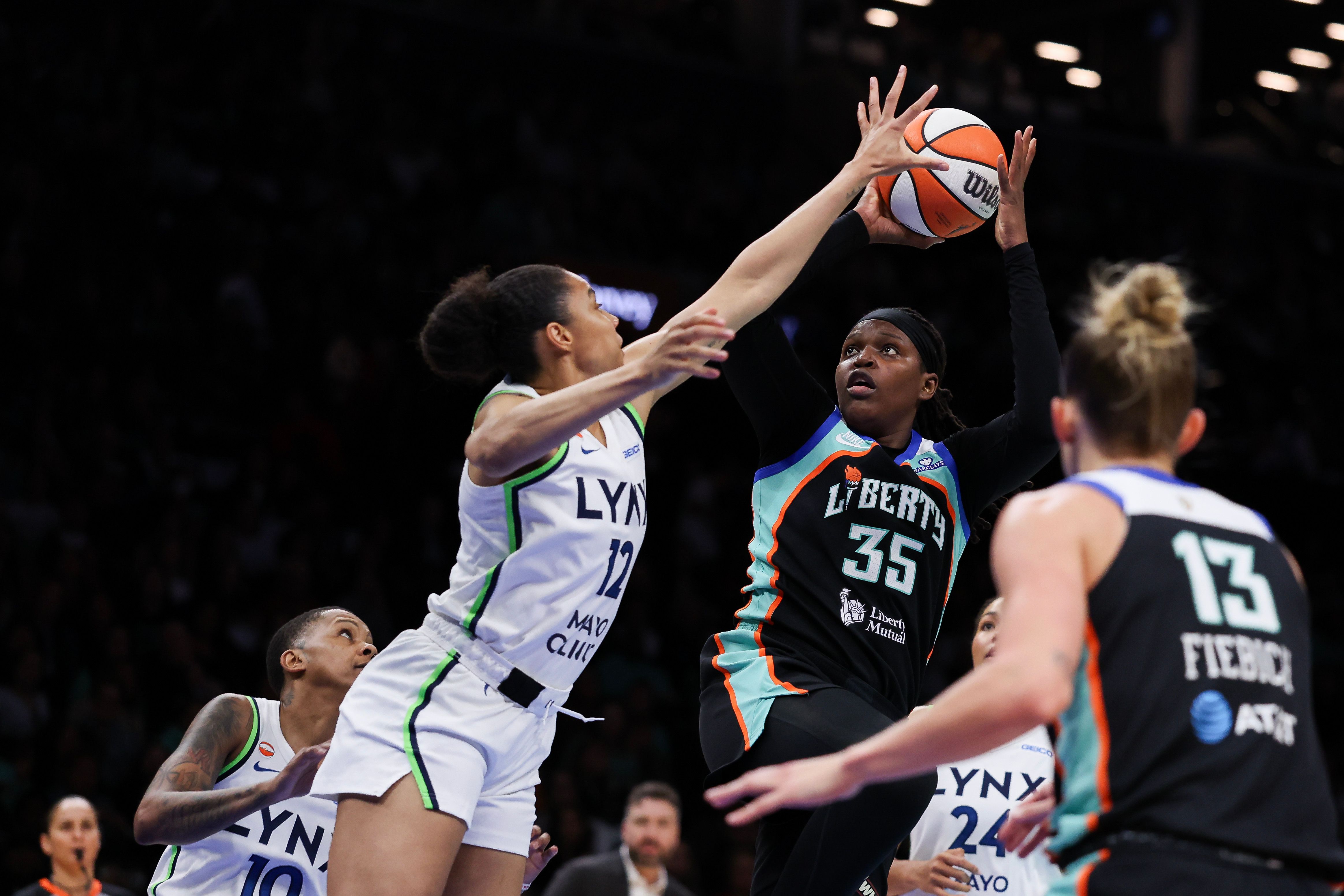 NY Liberty make history, advance to semifinals as No. 8 seed