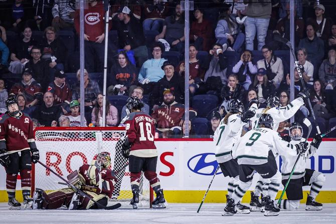 PWHL Boston celebrates their game-winning goal over Montréal