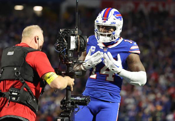 NFL Week 13: Cue up Taylor Swift