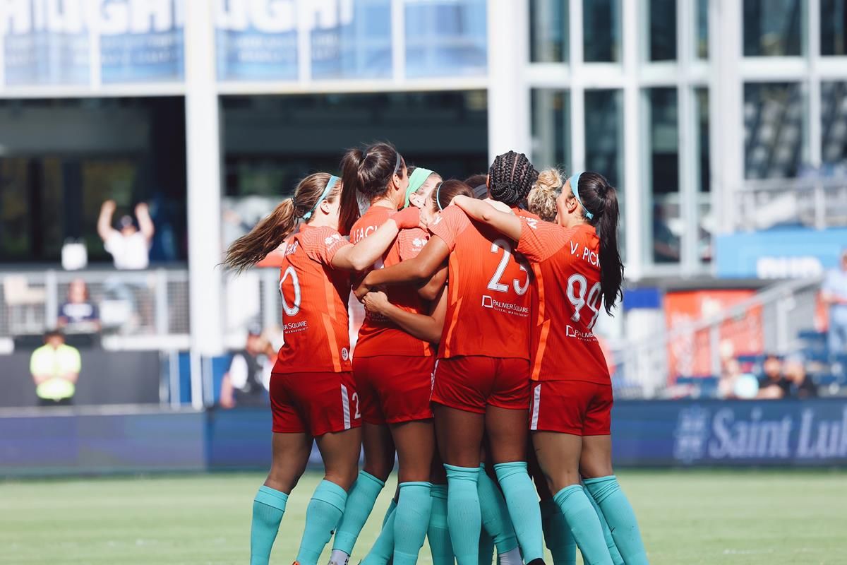 Women’s soccer: Four’s a party