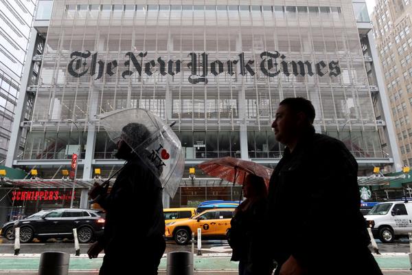 More layoffs for sports desks at major newspapers