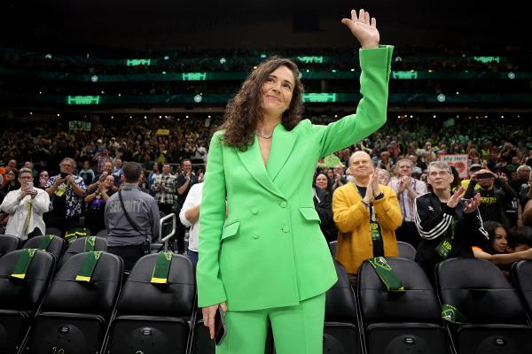 Deep Blue Sports and Entertainment team up with WNBA legend Sue Bird
