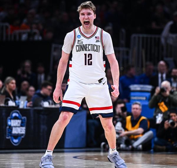 The first half of the men’s Sweet 16 was an offensive firestorm