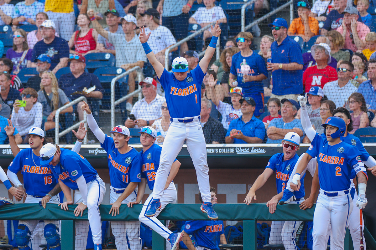Which teams will advance to the Men's College World Series final?