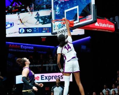 Breeze BC’s Dominique Malonga throws down first Unrivaled dunk of the season