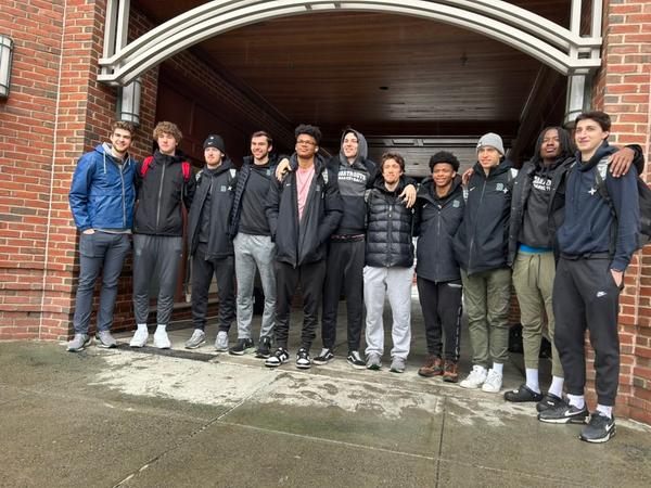 Dartmouth men’s basketball team votes to unionize in a massive blow to the NCAA’s amateurism model