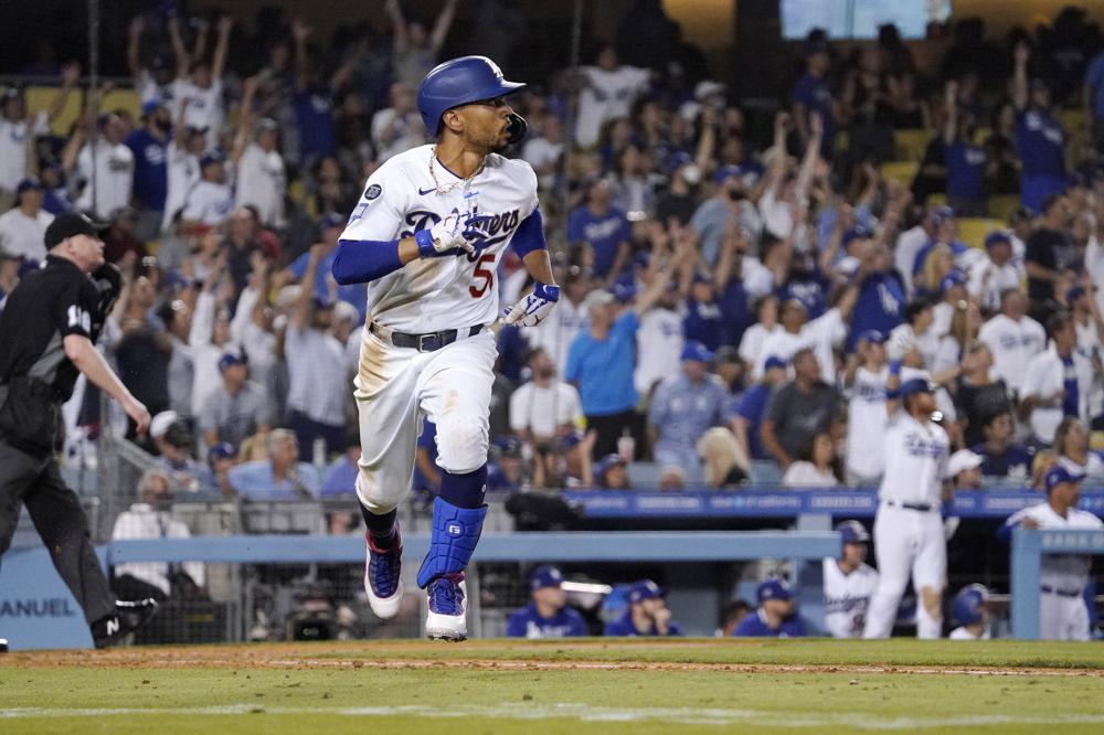 Los Angeles: Largest Crowd Since Pandemic Shut Down Cheer Dodgers to Victory