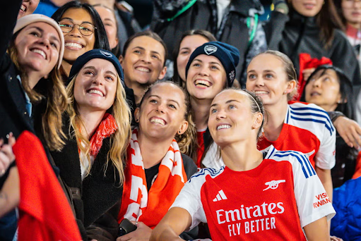Caitlin Foord of Arsenal with fans in May 2024.