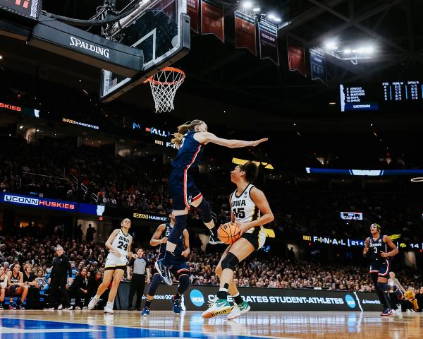 Everything to know before today’s women’s March Madness championship final tips off