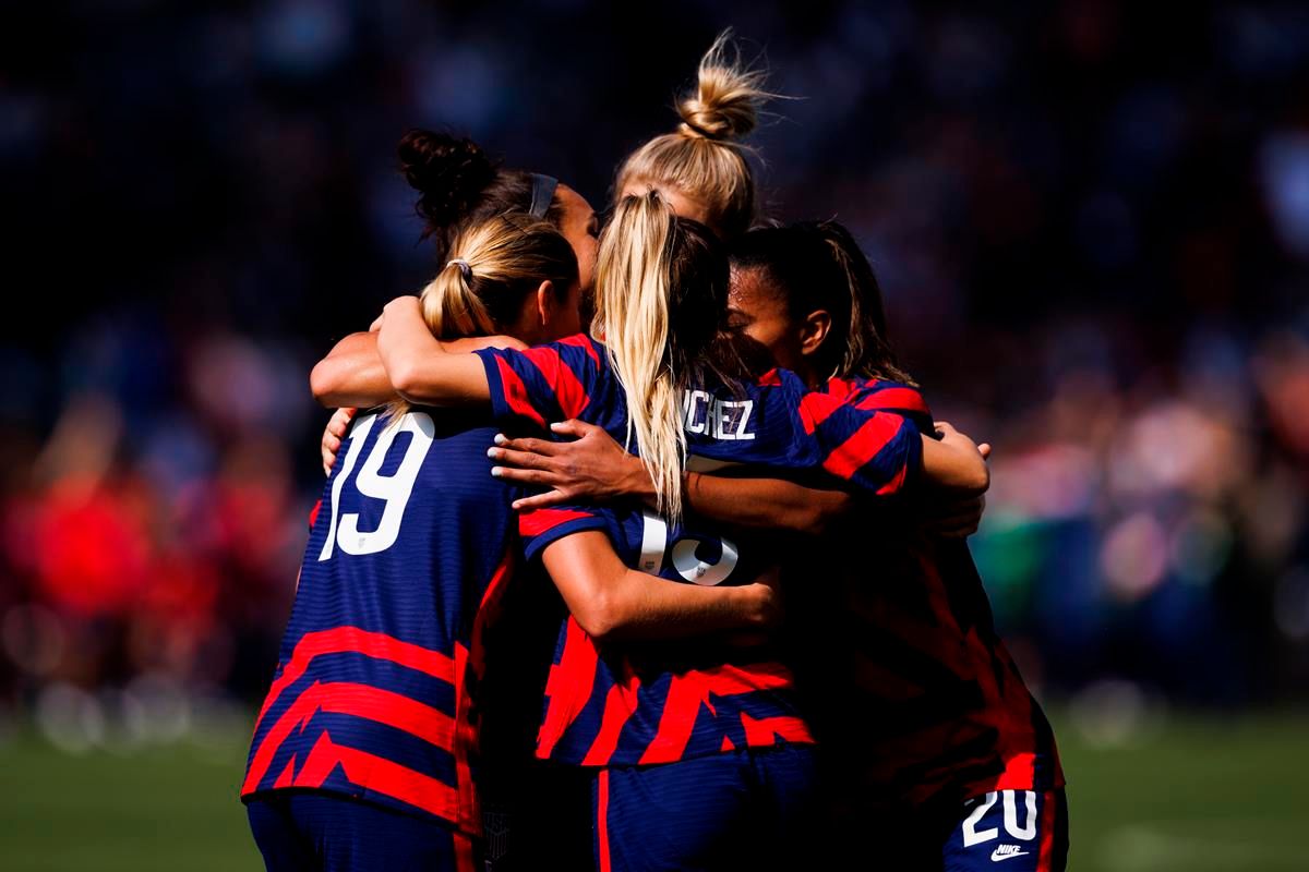 USWNT: Landmark agreement gives women's team equal pay