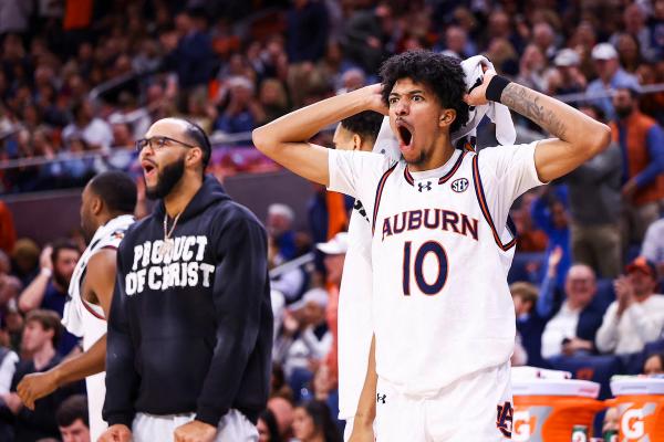 Previewing the weekend’s top 25 men’s basketball matchups, featuring multiple SEC teams