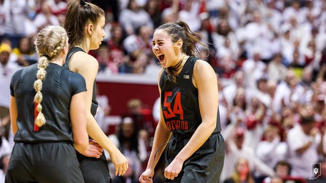 No. 14 Indiana forward Mackenzie Holmes reacts to a big bucket in last night’s win over No. 4 Iowa.