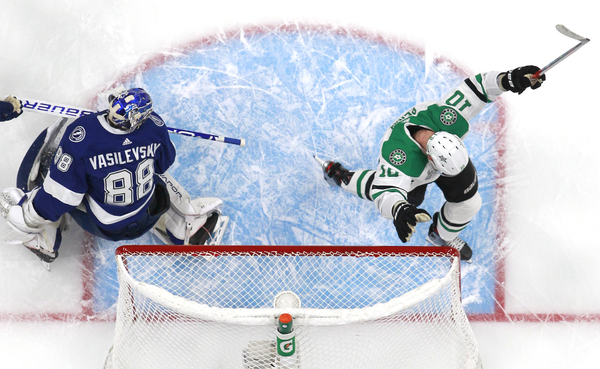 Corey Perry Keeps Dallas Stars Alive