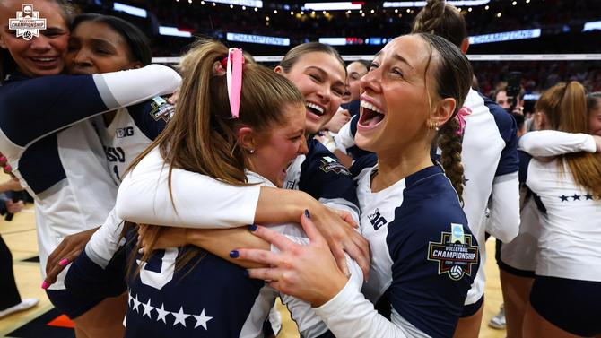 The Penn State women’s volleyball team embraces after winning the national title.