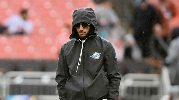 Miami Dolphins head coach Mike McDaniel in the hot seat after 1-6 start
