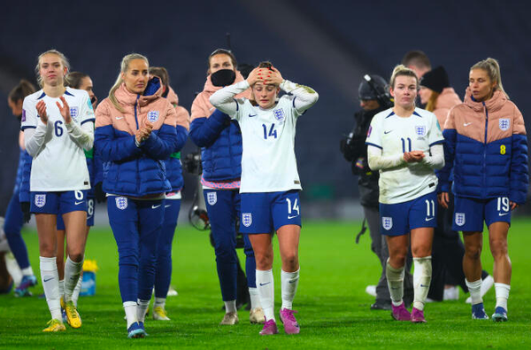 The footy gals’ bumpy road to Paris & a new golf tourney mixes it up