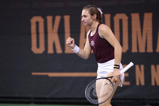 No. 1–seed Texas A&M tennis player Mary Stoiana pumps her fist as she advances to the NCAA singles championship’s third round.