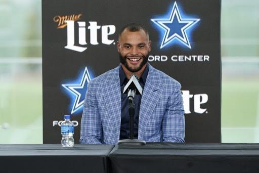 Dallas: Now put your hands up