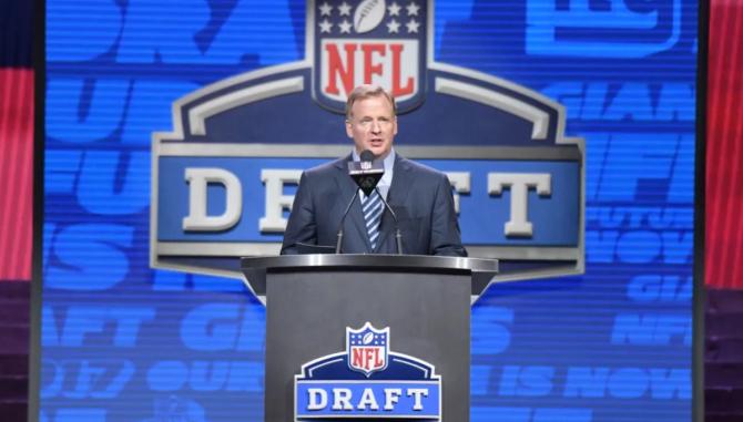 Roger Goodell announces picks at the NFL Draft