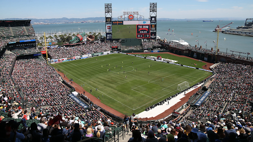 NWSL COO Sarah Jones Simmer discusses the league’s growth strategy ahead of 2026 season kick-off