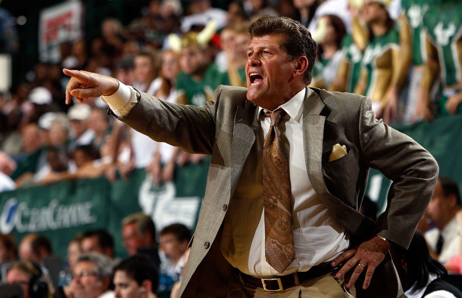 Legends Of The Game: Geno Auriemma | The GIST